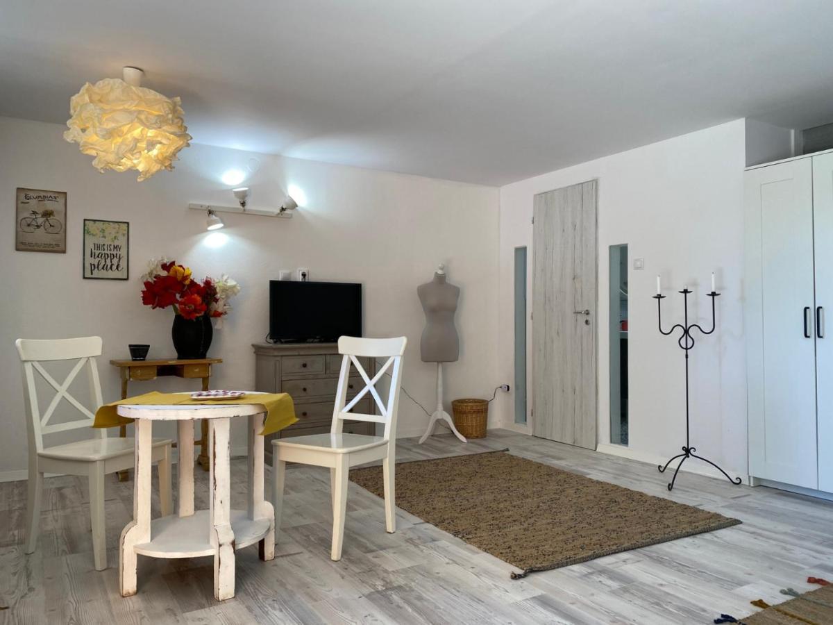 Countryside Apartment Fule Exterior foto
